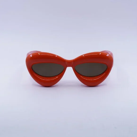 Loewe LW40097I 42E Sunglasses Orange Cat Eye Frame, Brown Lenses display picture 3